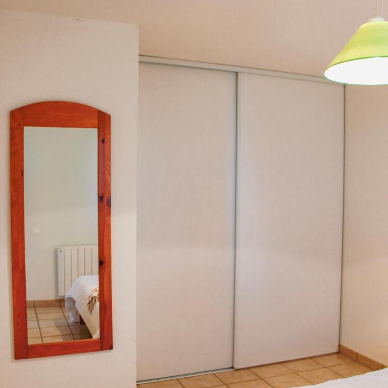 Appartement PMR 2 chambres Résidence 3 étoiles avec piscine et sauna - Two-Bedroom Apartment - 10