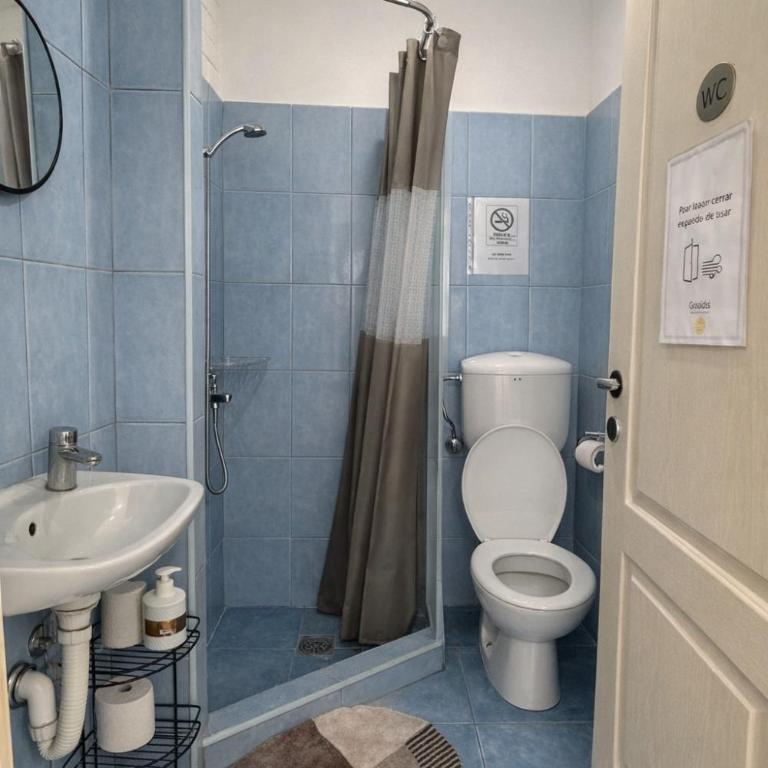 Hostel Anton - Jednokrevetna Soba sa Pogledom na Planine - 1