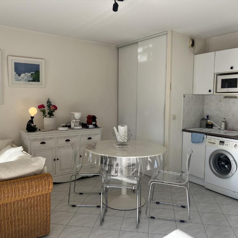 Port Frejus, Les Rives Latines, Vue Port, t2 40m2 - Appartamento con 1 Camera da Letto, Balcone e Vista Mare - 15