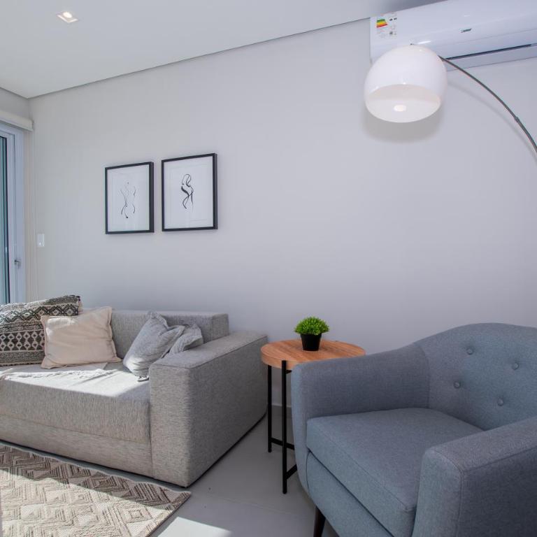 Cityscape Views - New 2BR Retreat - Apartment - 1