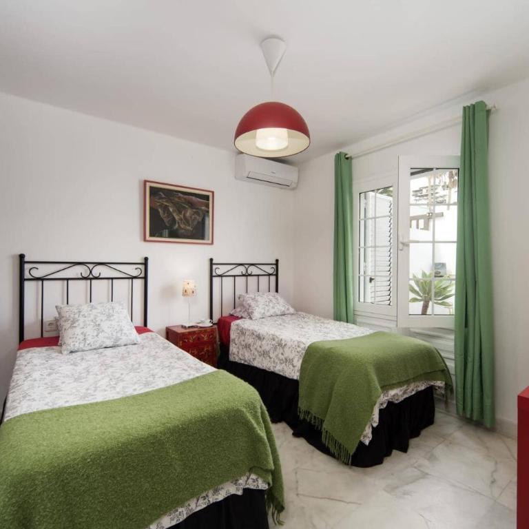 Villa Calima by Villa Plus - Villa - 9