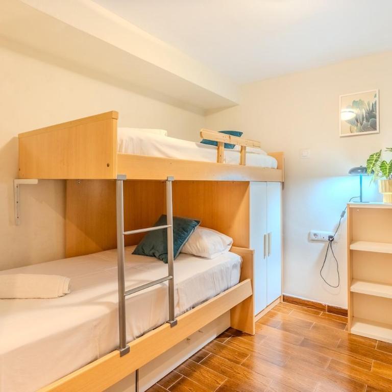 Cómodo y familiar · Cocina completa + Wifi (Nido) - Apartamento de 2 dormitorios - 4