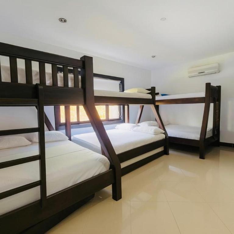 Casa de campo - Four-Bedroom House - 17