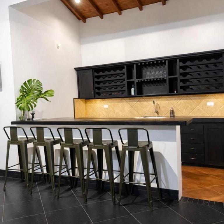 Casa de campo - Four-Bedroom House - 9