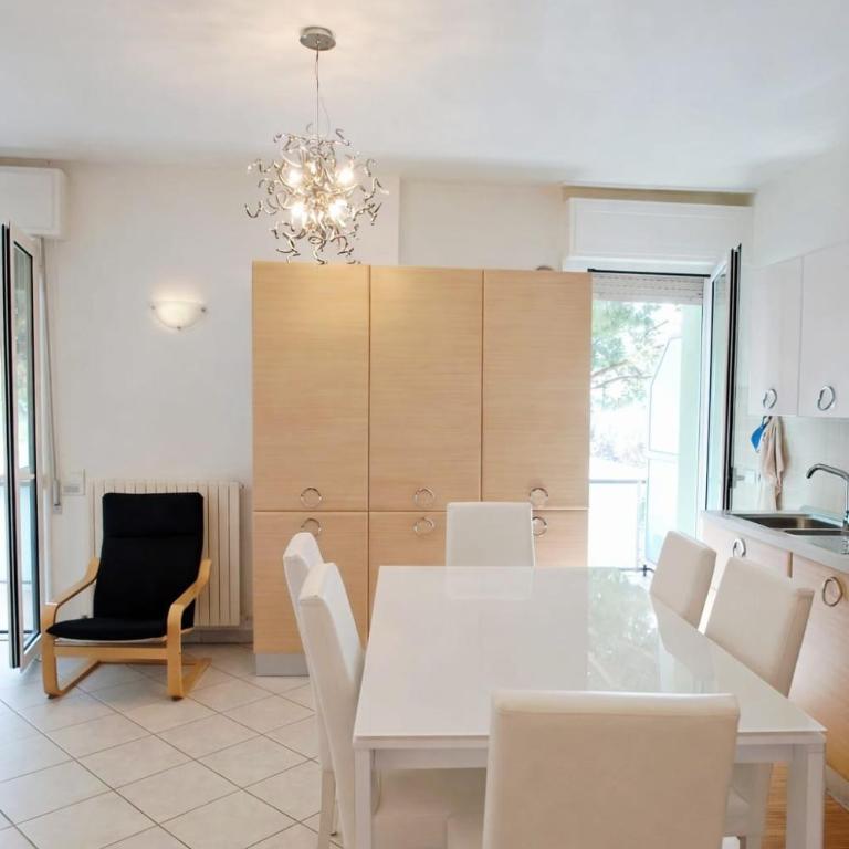Dimora Giulia Sea View - Three-Bedroom Apartment with Balcony - 2