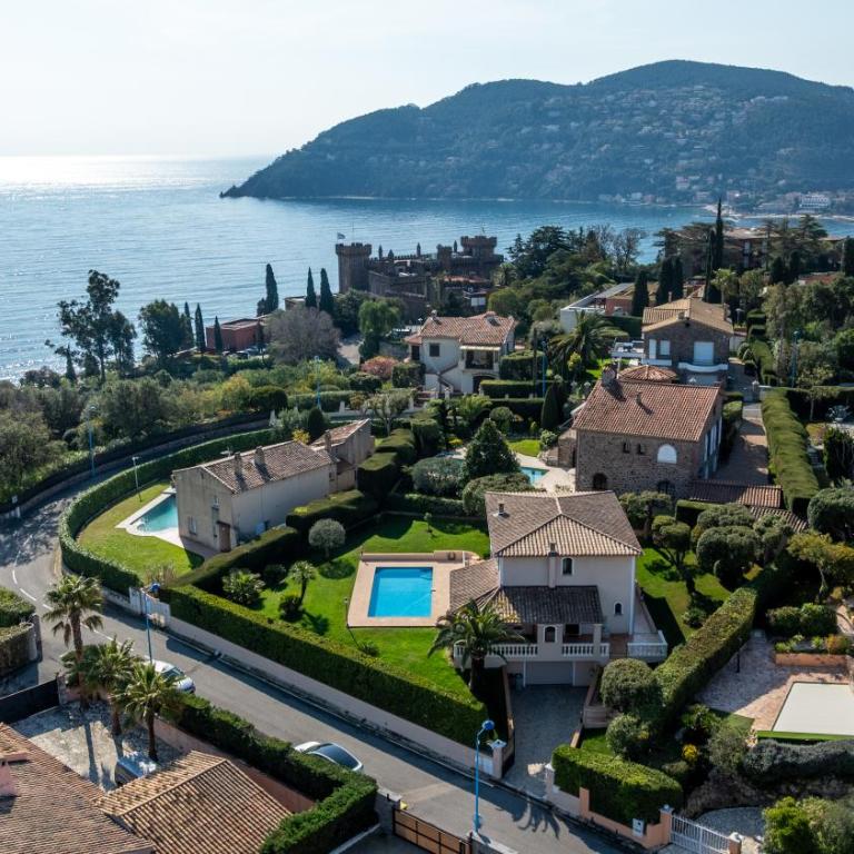 Villa provençale avec piscine et vue mer ! - Villa - 32