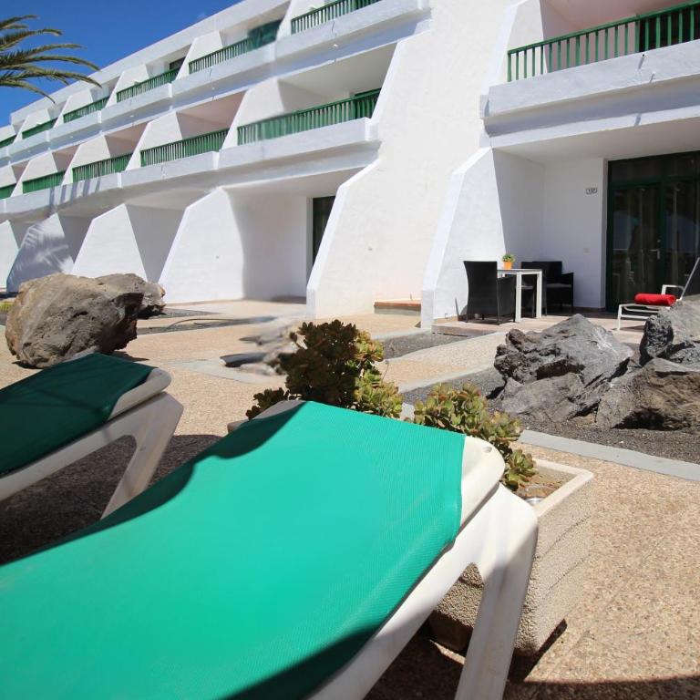 Apartamentos La Peñita - One-Bedroom Apartment with Pool View - 5
