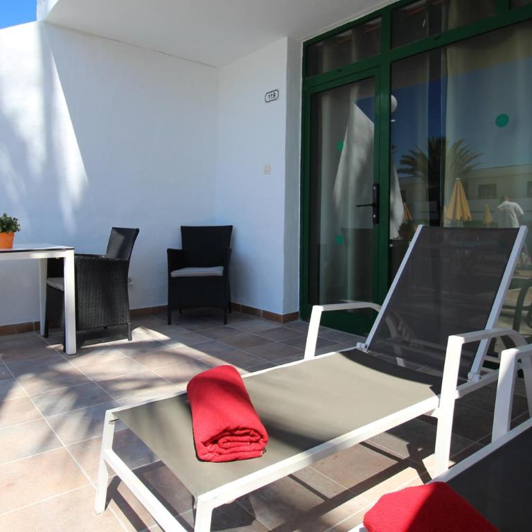 Apartamentos La Peñita - One-Bedroom Apartment with Pool View - 6
