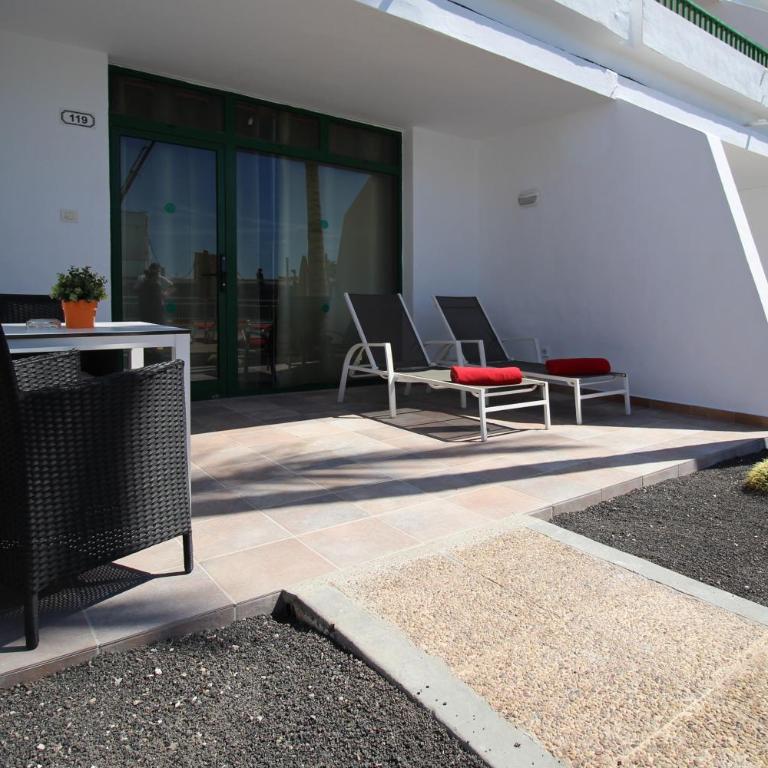 Apartamentos La Peñita - One-Bedroom Apartment with Pool View - 11