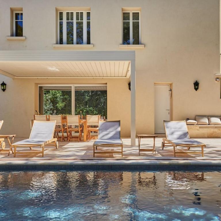 House with swimming pool in Aix - Villa - 56