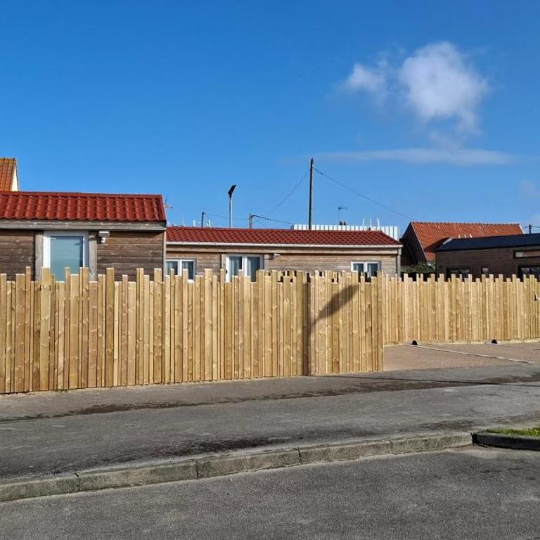 BERCK-PLAGE - Location saisonnière Tiny House insolite - 4 hébergements atypiques avec terrasse privée, proche mer, parking privé et gratuit, idéal weekend romantique, vacances en famille ou groupe - Chalet mit 1 Schlafzimmer - 3