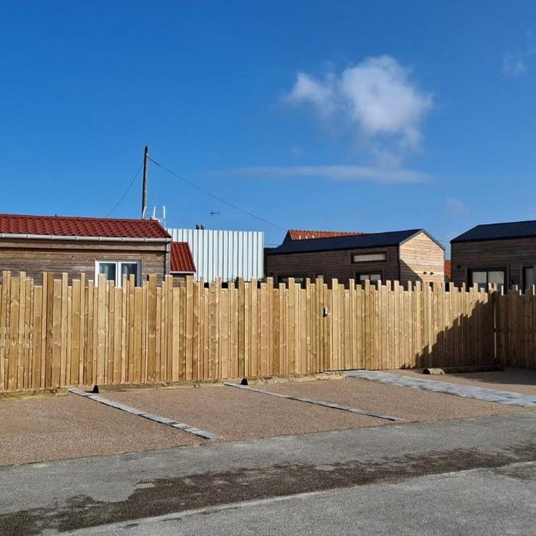 BERCK-PLAGE - Location saisonnière Tiny House insolite - 4 hébergements atypiques avec terrasse privée, proche mer, parking privé et gratuit, idéal weekend romantique, vacances en famille ou groupe - Chalet mit 1 Schlafzimmer - 2