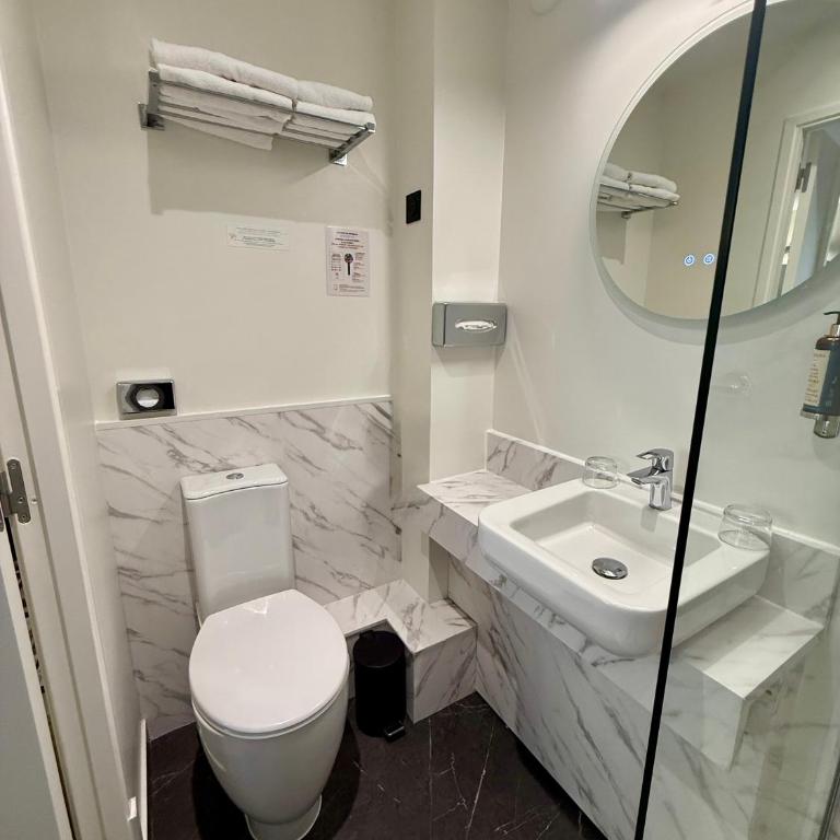 Best Western Hotel Le Montparnasse - Chambre Lits Jumeaux Classique - 11