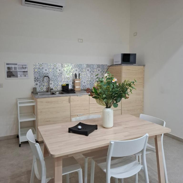 Casa vacanza Feel Salerno - Appartamento con 2 Camere da Letto e Balcone - 18