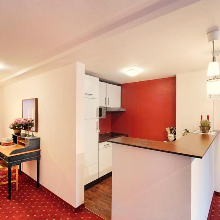 Apartments Nindl - Apartment mit 3 Schlafzimmern und Balkon - 6