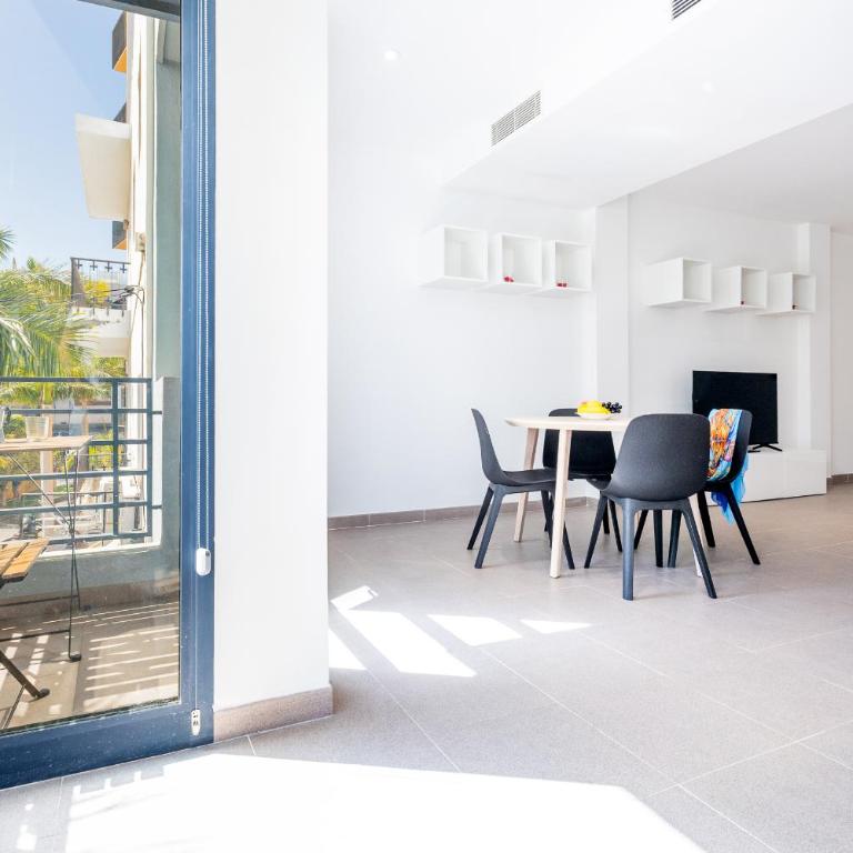 CAPRI LUXURY HOLIDAYS SUITES, Playa de los Cristianos - Apartamento Deluxe de 1 dormitorio - 4