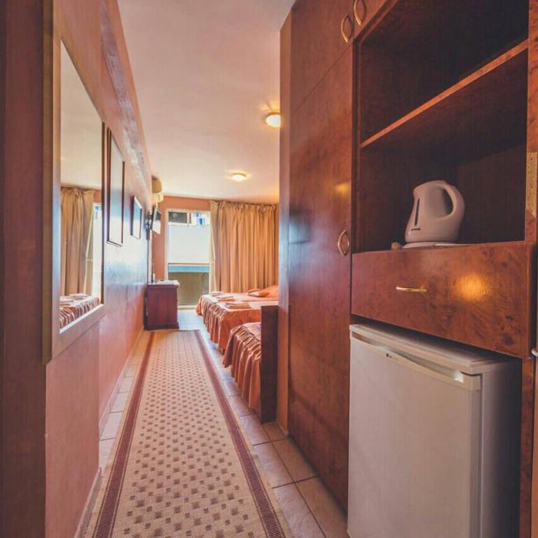 Villa Barcelona - Četvorokrevetna Soba sa Pogledom na More - 5