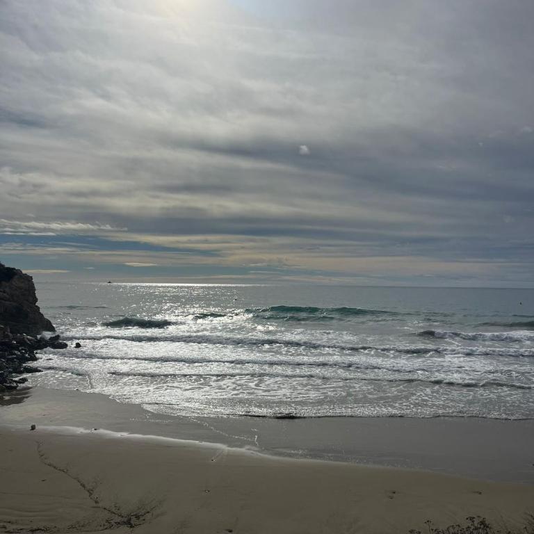Apartamento con Espectaculares vistas al mar - Three-Bedroom Apartment - 17
