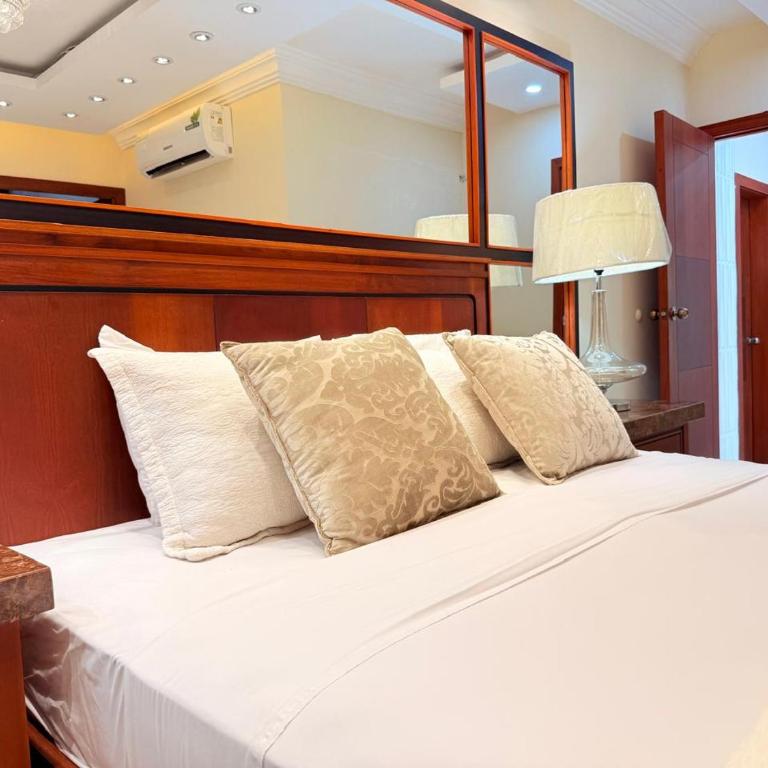 EXECUTIVE SUITE Piscina & Parking Privado - One-Bedroom Apartment - 25