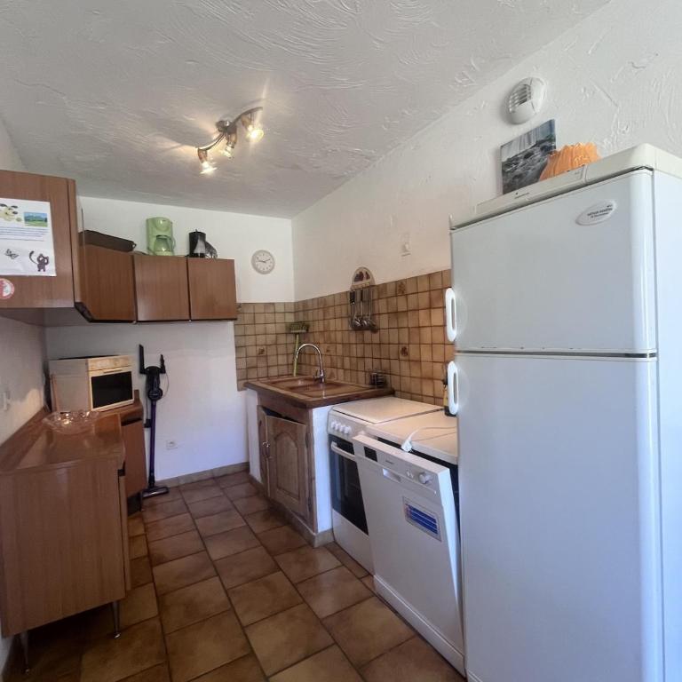 Appartement spacieux calme et pratique à Séranon - Appartement 2 Chambres - 7
