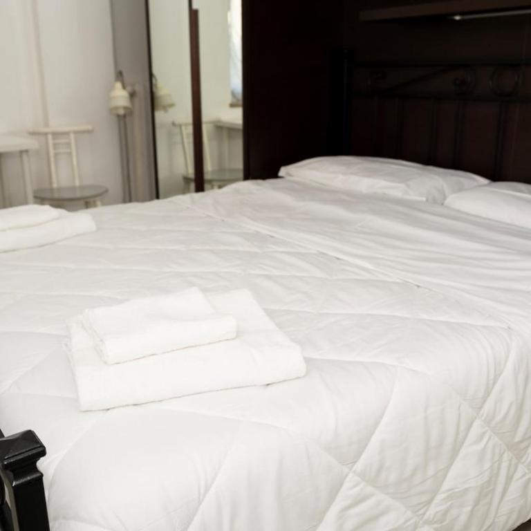 Turin Vibes by E-roi Rent - Piazza castello e giardini reali - One-Bedroom Apartment - 8