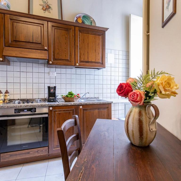 Elegant Historic Residence 50m Puccini Museum AC - Appartamento con 1 Camera da Letto - 39
