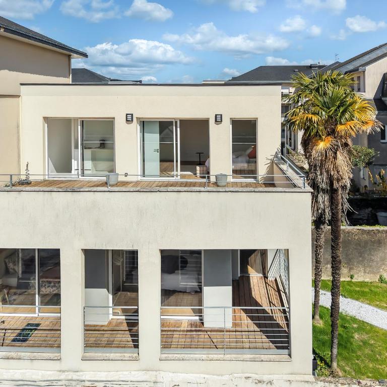 Maison Alta - BIG House en ville - Rooftop, Garage, Jardin et Barbecue - Maison 4 Chambres - 49