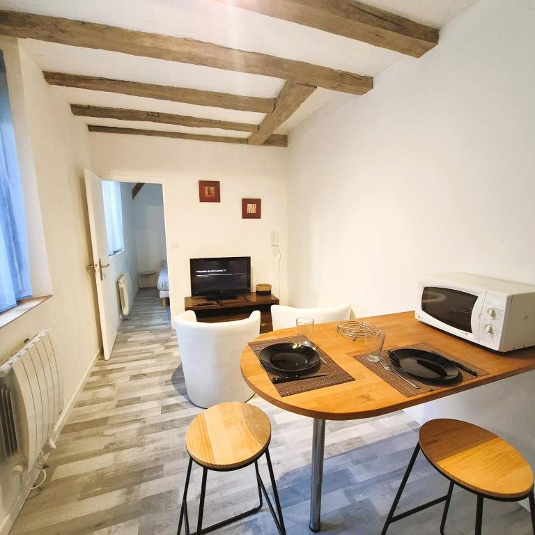 L'Atelier du Charpentier - T2 - Wifi - TV - Appartamento - 14