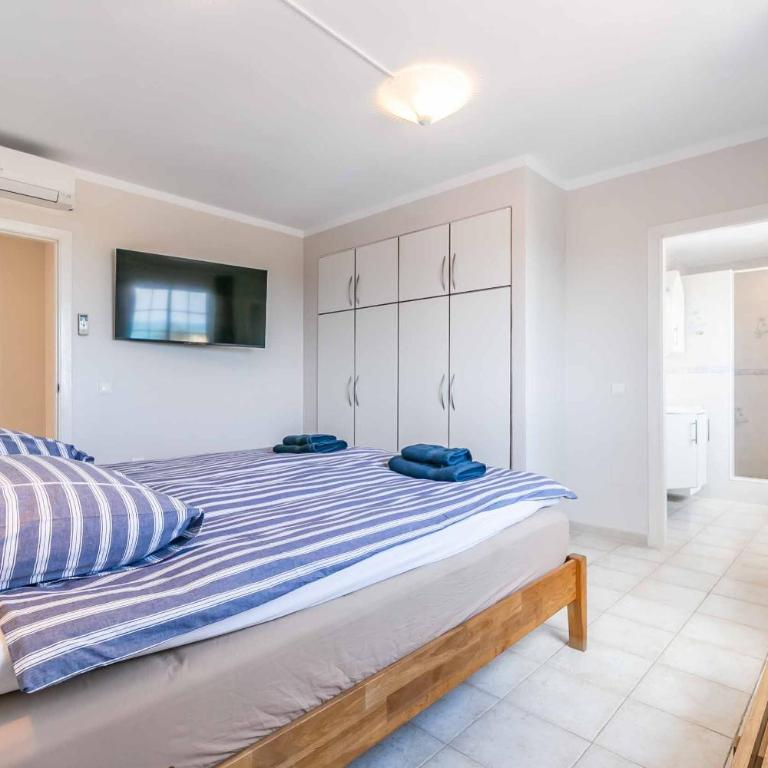 108-Villa, 2 Minutes Walk to the beach, Heated pool - Villa - 25