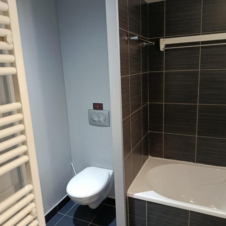 Studio au-dessus de l'Orne - Apartment mit 1 Schlafzimmer - 2