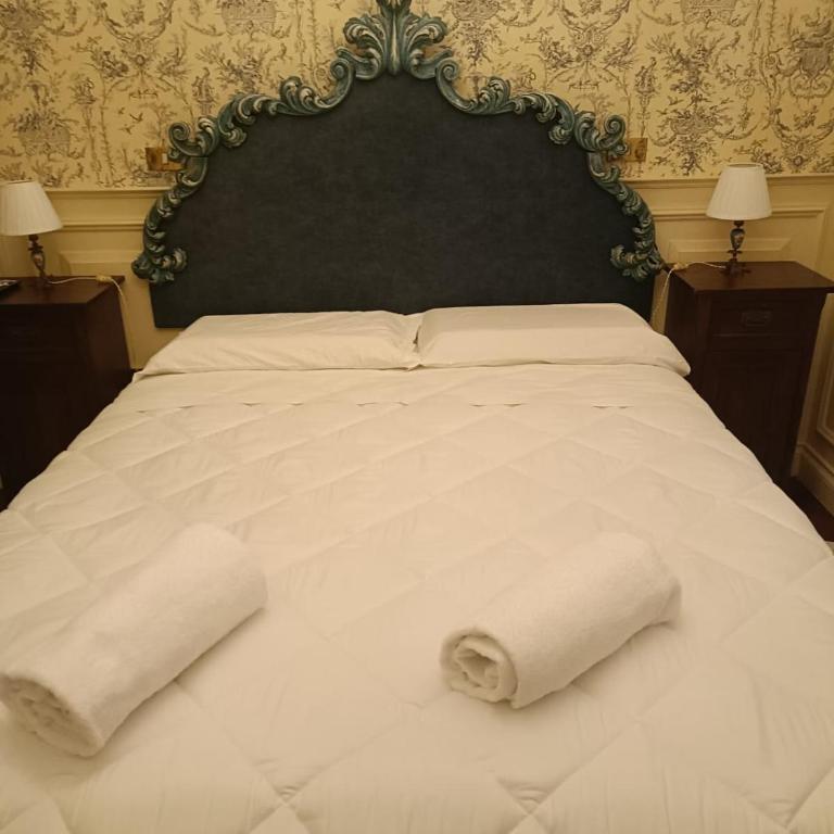 Magna Mater Suite - Appartamento con 3 Camere da Letto - 9