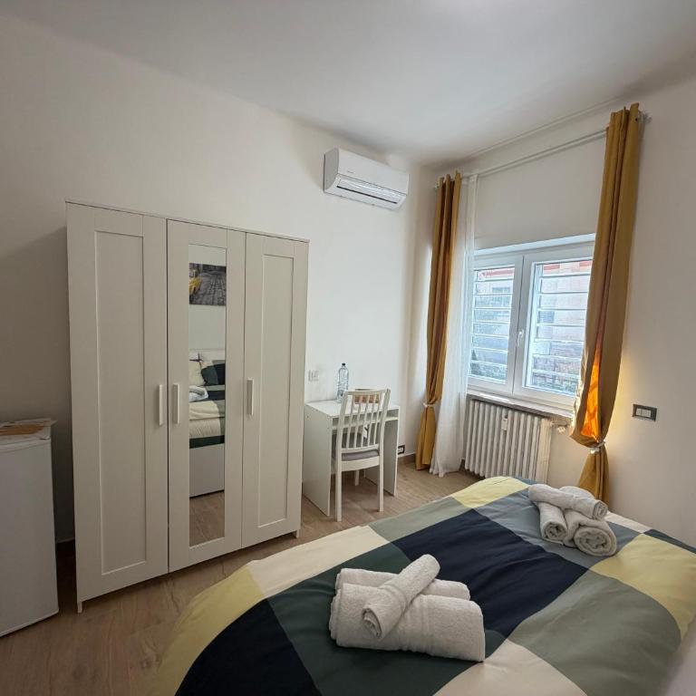 A Casa MiA - Bari Policlinico - Centro Città - Camera Matrimoniale con Bagno Privato - 4