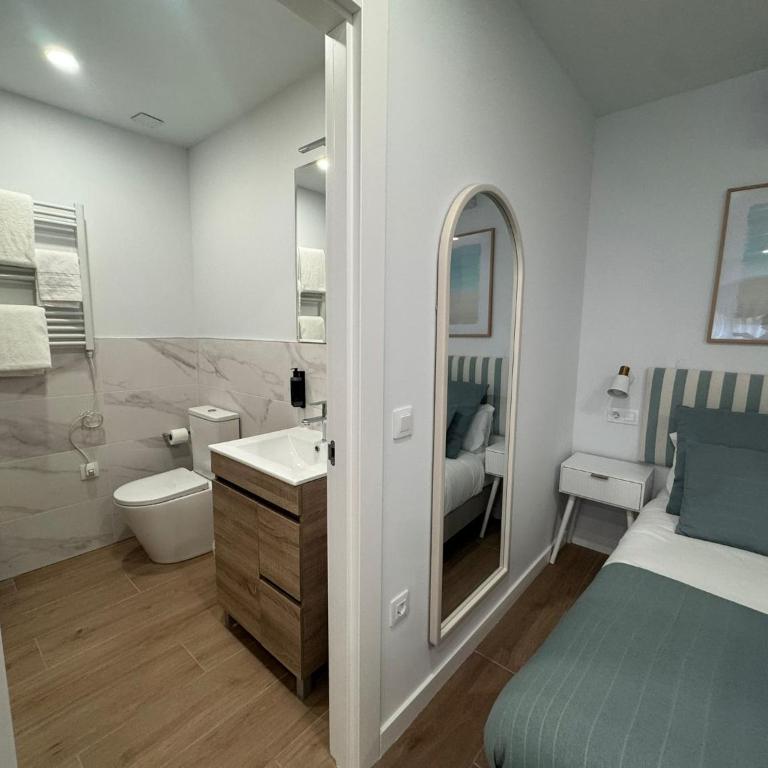 Apartamentos Marcela by gaiarooms - Estudio - 15