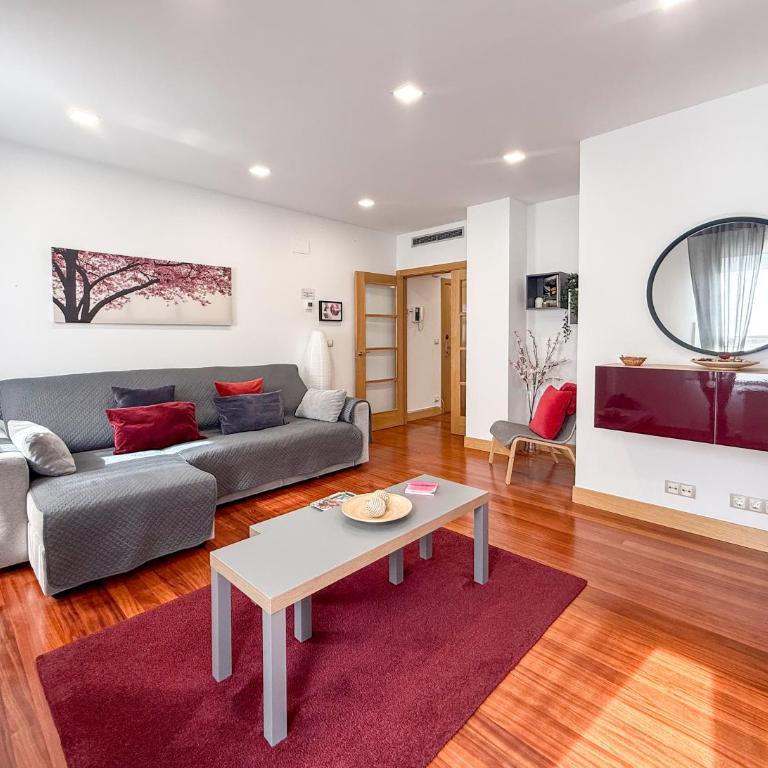 Dolaretxe Apartment - Two-Bedroom Apartment - 9