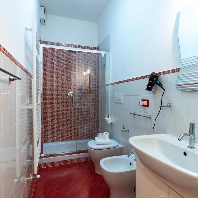 Spacious Apartment near Beccaria with Hydromassage Tub - One-Bedroom Apartment - 43