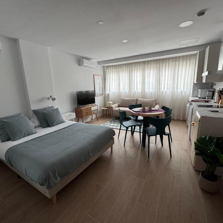 Apartamentos Marcela by gaiarooms - Estudio - 28
