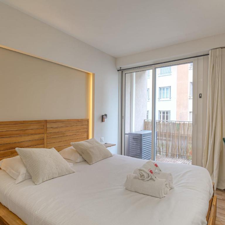 Luxe et Design avec parking gratuit - Appartement - 17