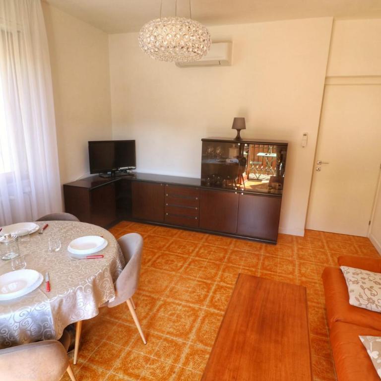 Al Numero 16 - Appartamento con Balcone - 4