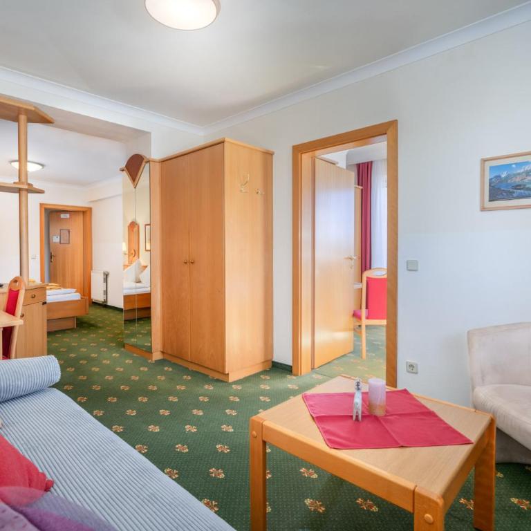 Guesthouse Tauplitzalm - Familienzimmer - 3