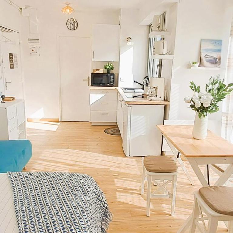 Scarif Beach Studio - Plage à 50 m - Parking privé - One-Bedroom Apartment - 24