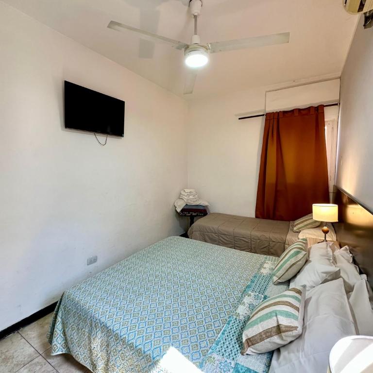 Hotel Estrella Andina - Triple Room with Private Bathroom - 2