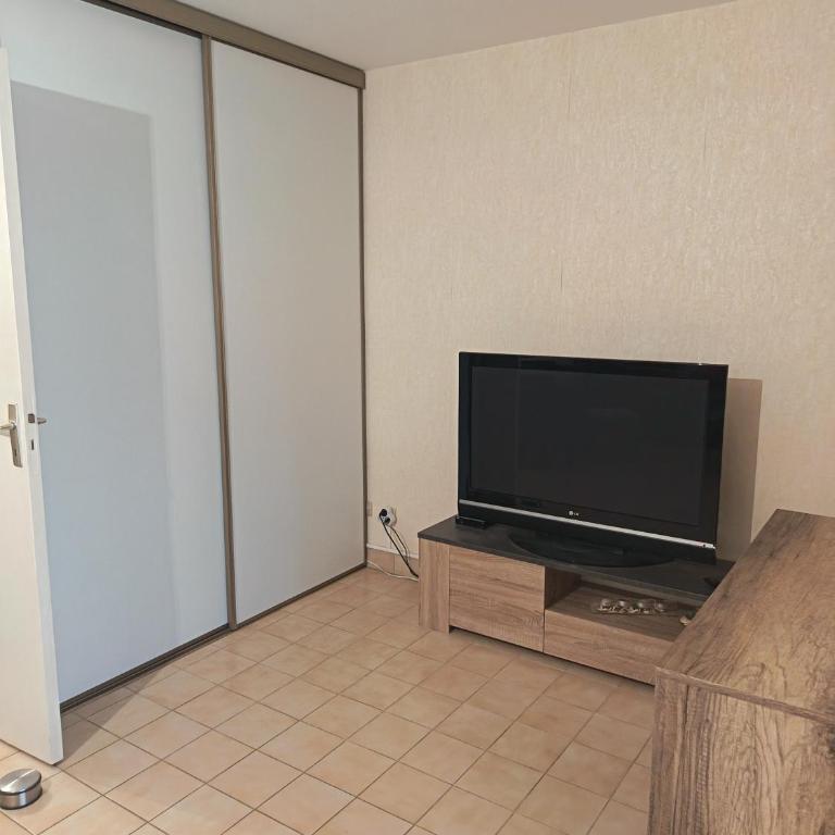 Grand 2 pièces, proche plage - Appartamento con 1 Camera da Letto - 5