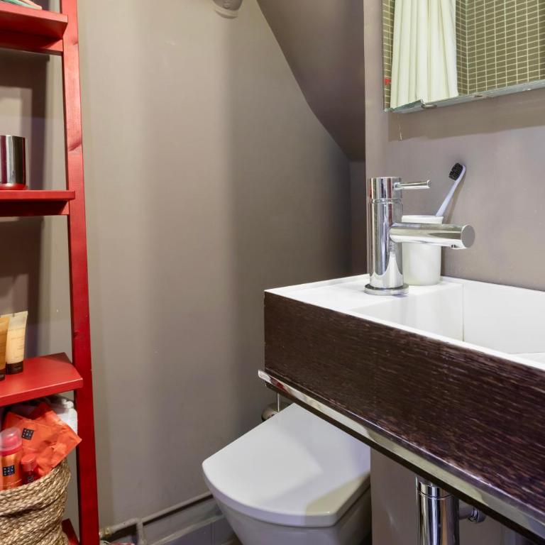 Appartement Place des Victoires - Appartement - 8
