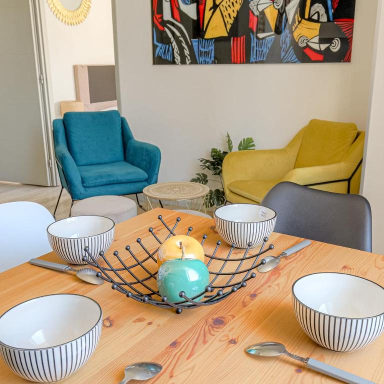 Cosy et Calme proche métro Montplaisir - Appartement - 8