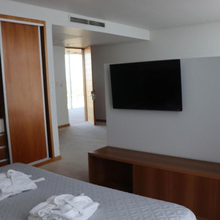 Hotel UNL-ATE - Suite con cama grande y balcón - 14