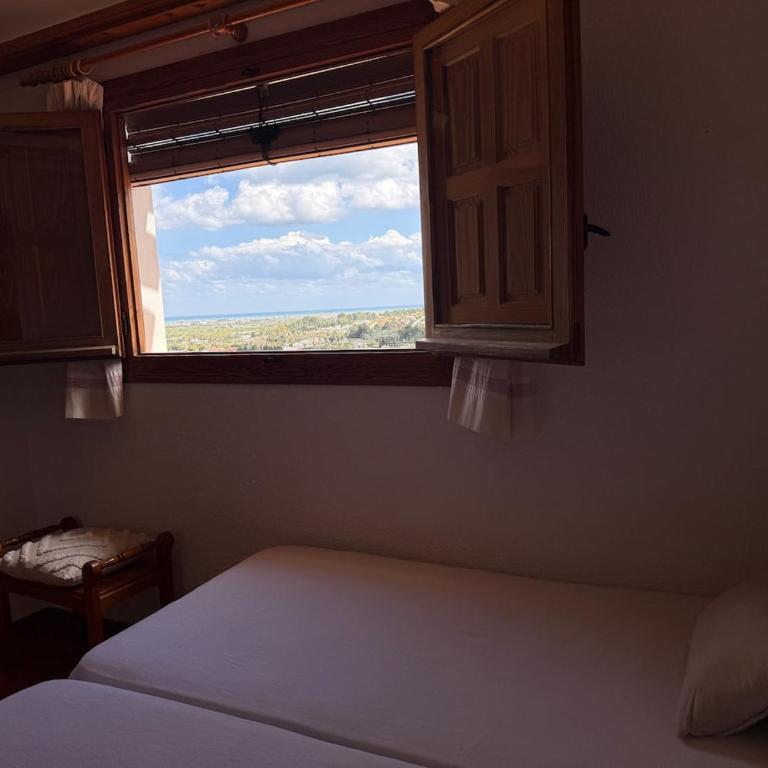 Villa in Jávea with ocean and Montgó views - Villa - 54