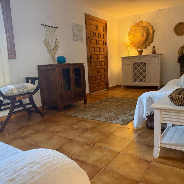 Villa in Jávea with ocean and Montgó views - Villa - 58