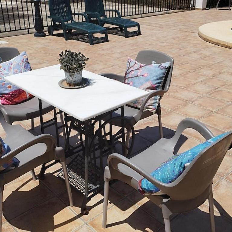 Villa in Jávea with ocean and Montgó views - Villa - 28