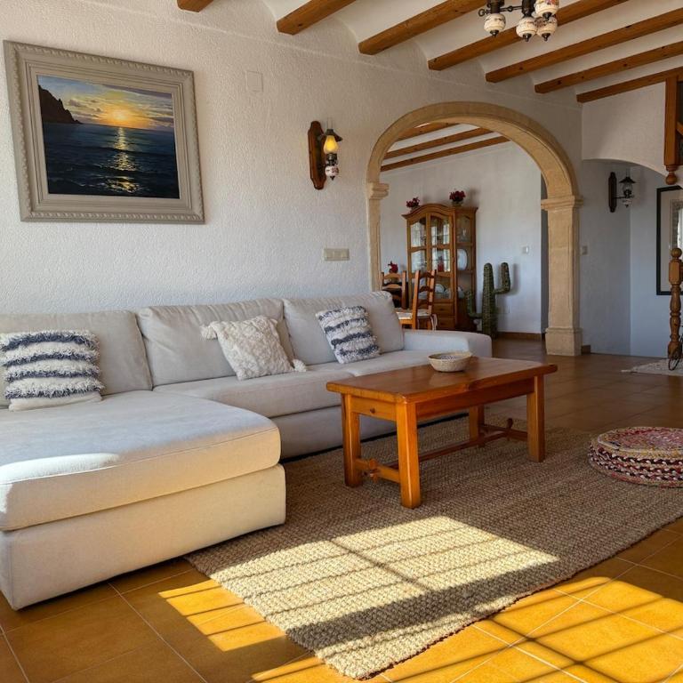Villa in Jávea with ocean and Montgó views - Villa - 41