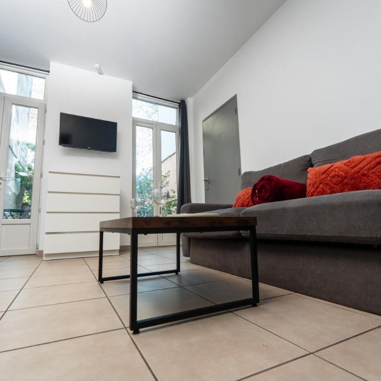 Ô Coin Des Voyageurs - Wifi, TV, Terrasse - Appartamento con 2 Camere da Letto - 14